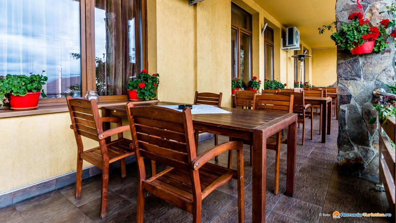 Hotel Valea Regilor Reghin Exterior foto